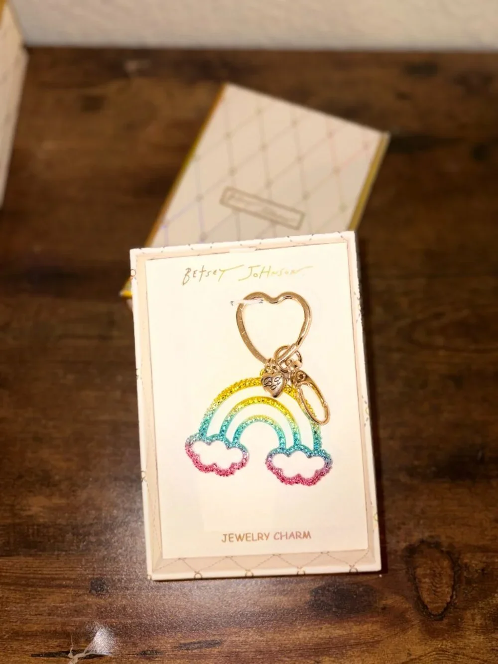 Betsey Johnson Rainbow Bag Charm Keychain Gold Tone Glitter Rainbow Jewelry Char